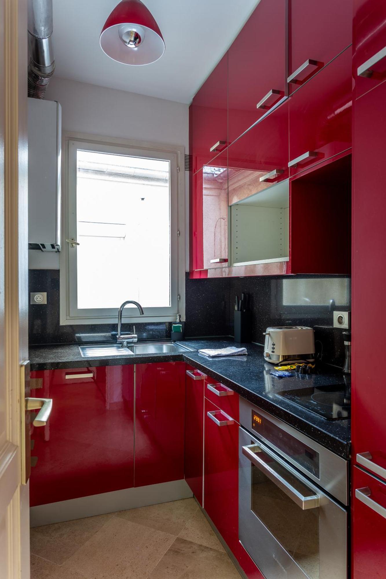 The Maubourg Eiffel Tower * Parigi